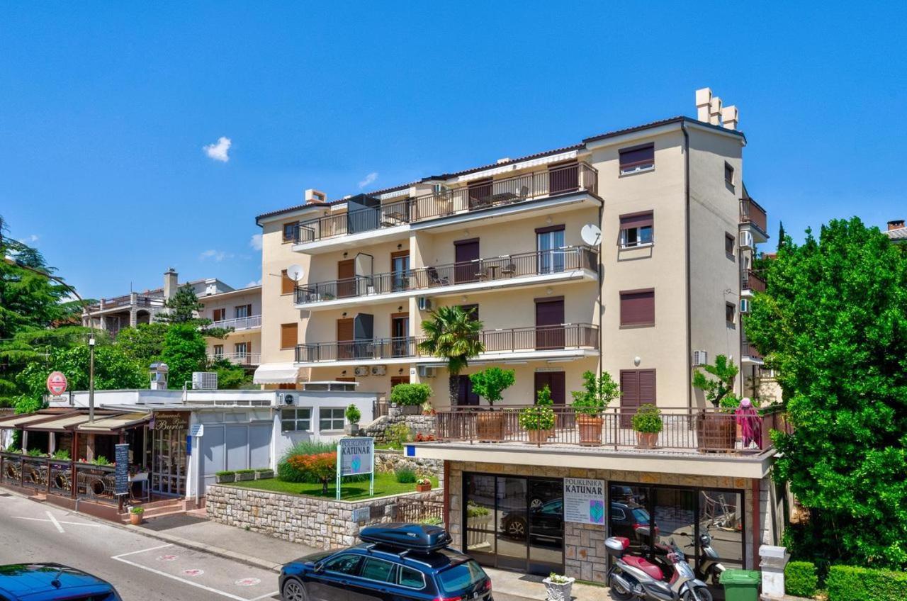 Apartments Niko Crikvenica Kültér fotó